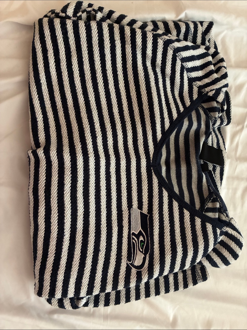 NFL Women's Black and White Striped Knit Pullover